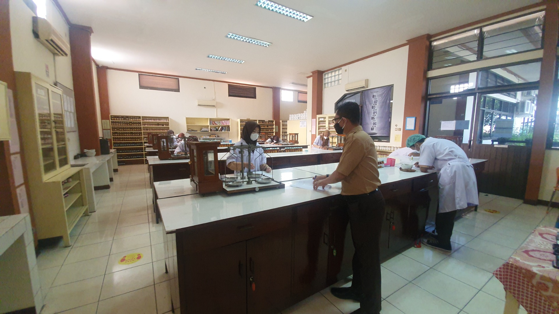 Foto 3 kegiatan PTM Terbatas Hari Pertama